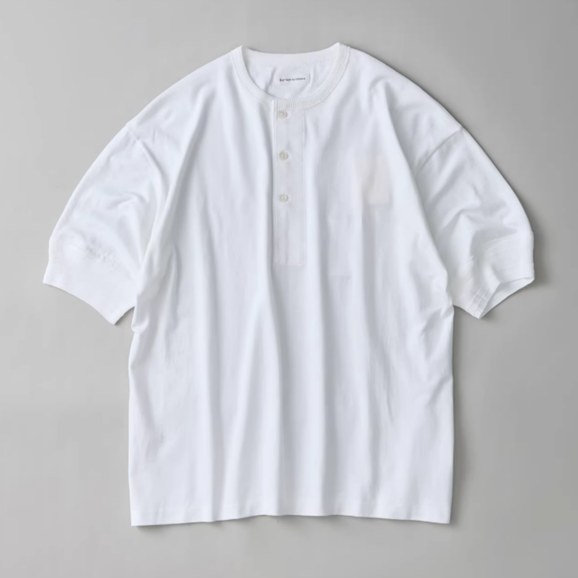 KAPTAIN SUNSHINE Henleyneck Tee